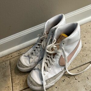 Nike Women's White and Pink High-Top Sneakers